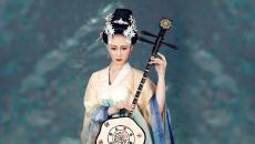 學(xué)化妝的發(fā)展前景如何？如何把自己的技術(shù)學(xué)的精髓?