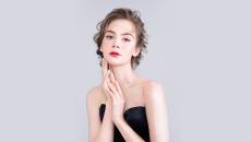 為什么都喜歡應聘化妝培訓學校畢業(yè)的同學？有哪些好處呢？