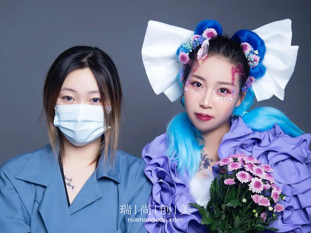 學(xué)化妝如何能夠快速學(xué)成上崗就業(yè)？