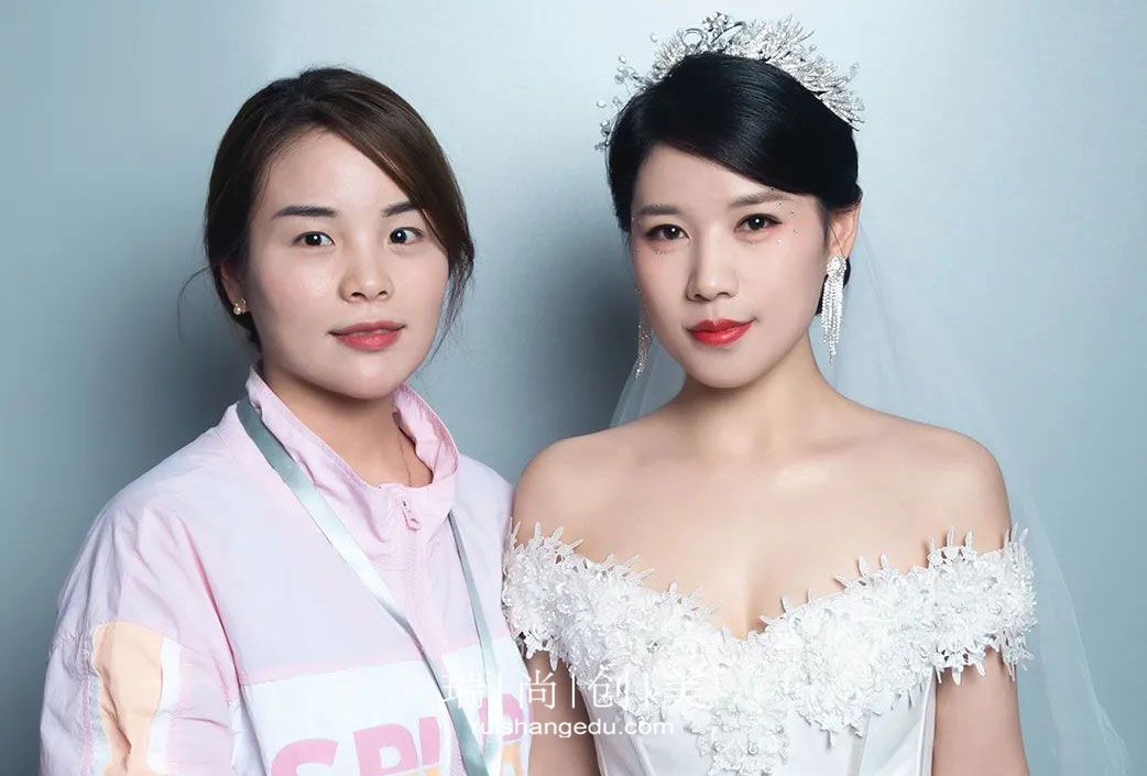 ?如何挑選化妝學校？學習化妝有前途嗎？