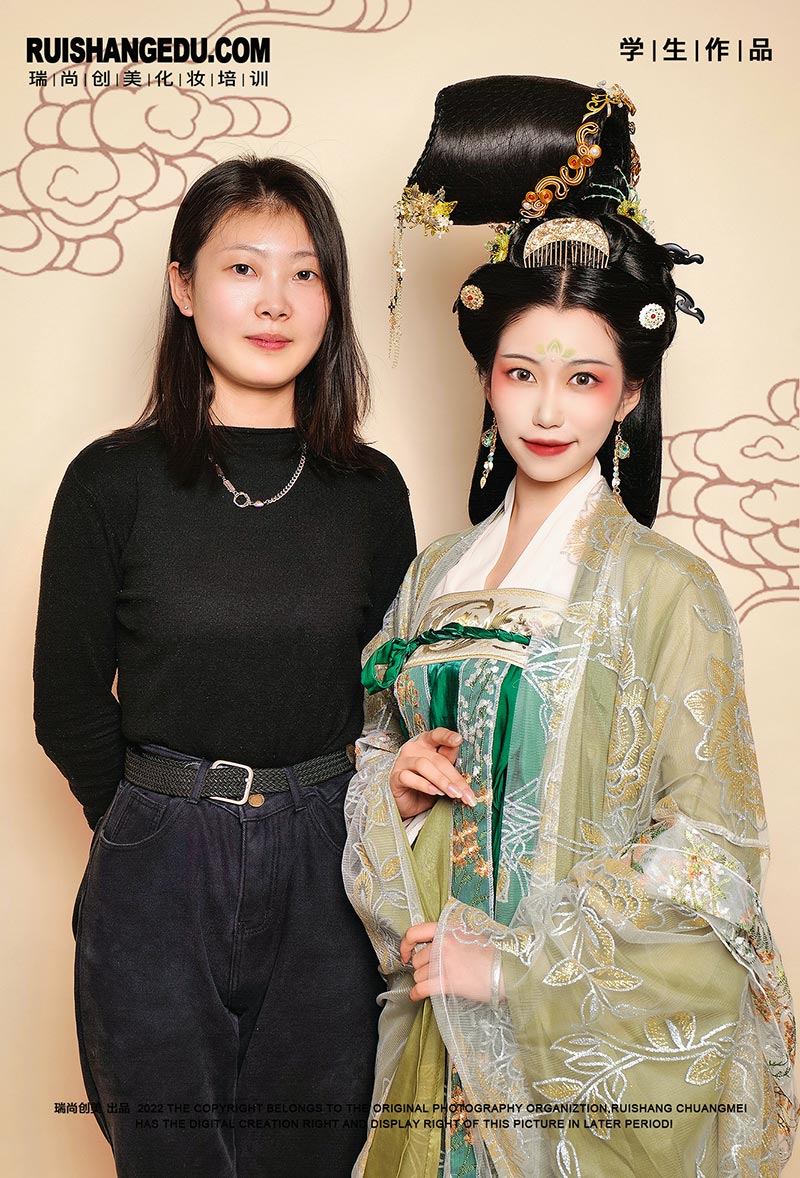 瑞尚創(chuàng)美化妝培訓(xùn) 古風(fēng)梳妝大專班11月作品第二期