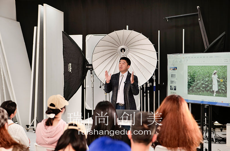 北京攝影培訓學校哪家好？真心建議一定要聽！