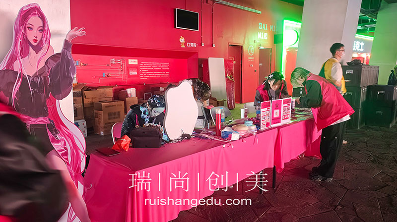 與鳥巢官方合作！瑞尚創(chuàng)美點(diǎn)亮張惠妹演唱會(huì)視覺盛宴