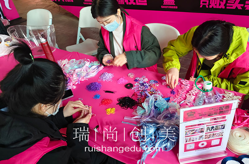 與鳥巢官方合作！瑞尚創(chuàng)美點(diǎn)亮張惠妹演唱會(huì)視覺盛宴