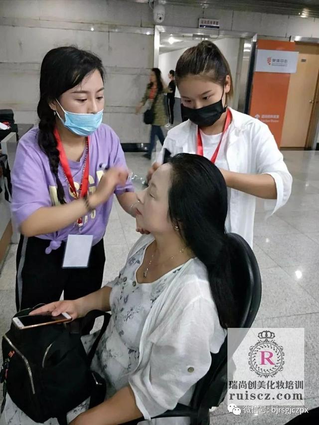 實(shí)習(xí)季｜感受?chē)?guó)學(xué)魅力，一起“向幸福出發(fā)”！