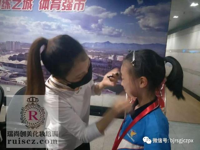 實(shí)習(xí)季｜感受?chē)?guó)學(xué)魅力，一起“向幸福出發(fā)”！