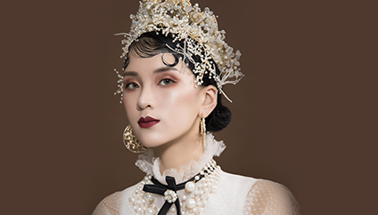 找工作受歧視？男生到底能不能學(xué)化妝？